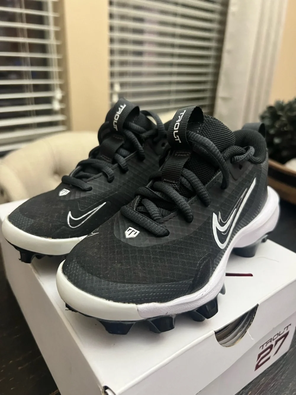 Nike Force Trout 9 Pro MCS BG Boys Sz 11 Baseball Cleats Black/White - Picture 8 of 15